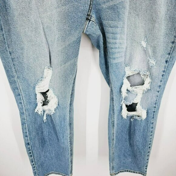 Ms Cello High Rise Mom Jeans 18 Medium Wash Distressed Ripped Denim Stretchy New - Picture 5 of 13